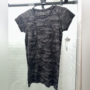 Lululemon Swiftly Tech Short Sleeve Crew